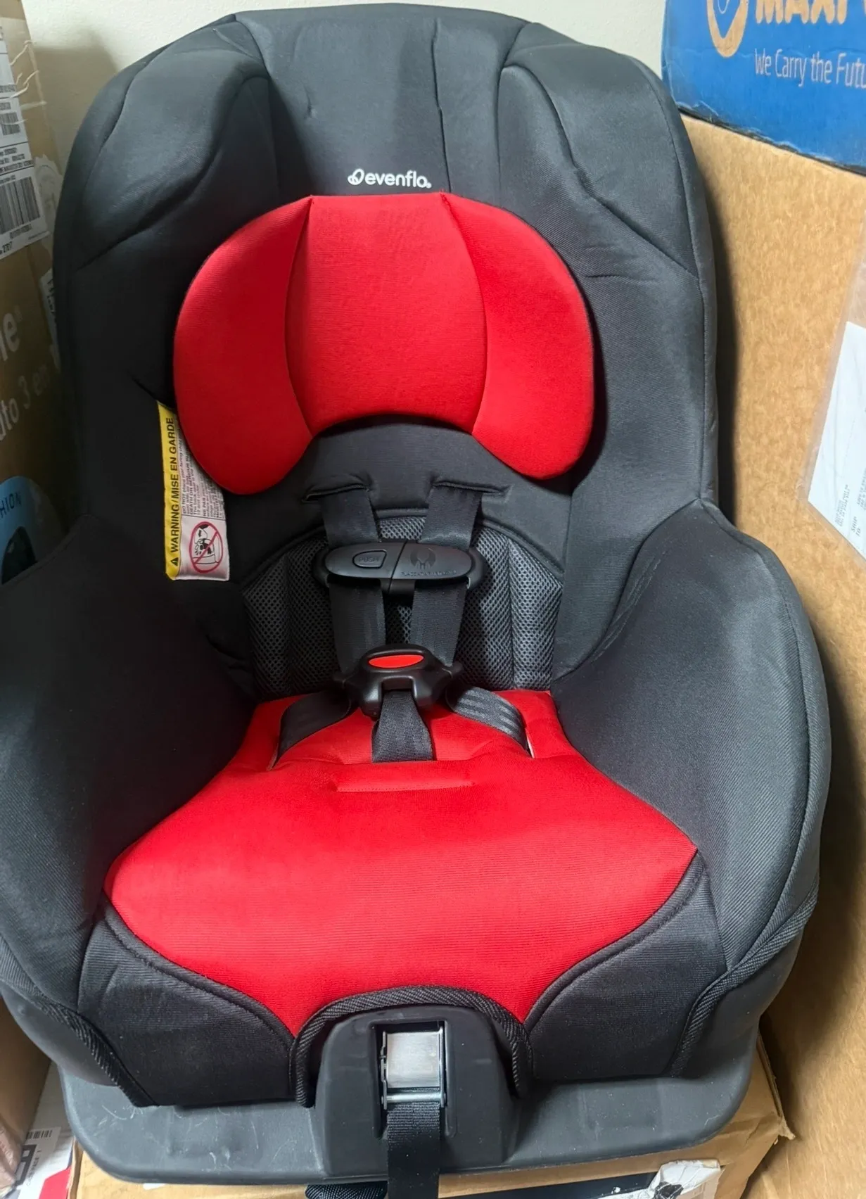 Evenflo Tribute LX Convertible Car Seat, Red