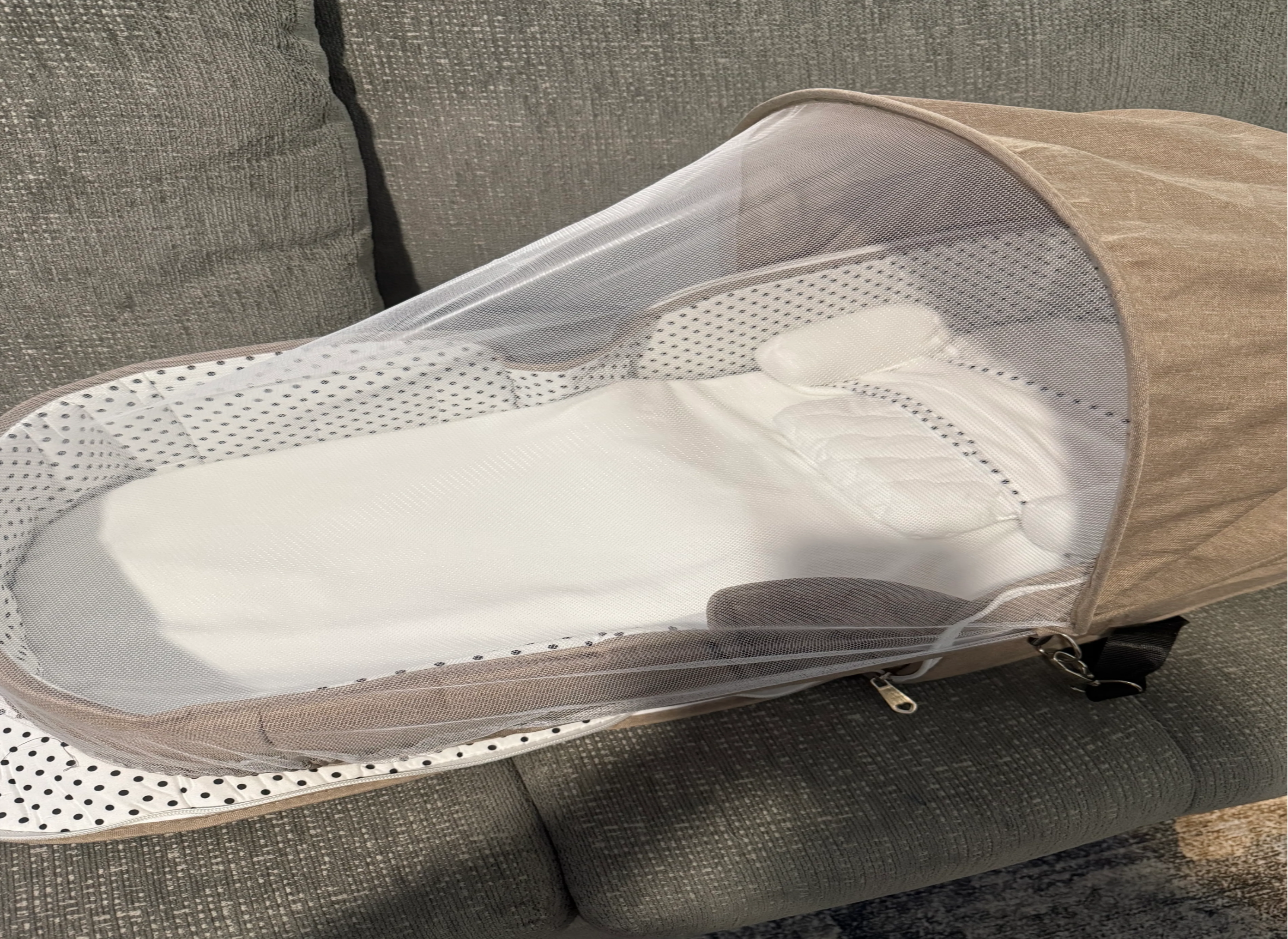Travel Bassinet, Tan