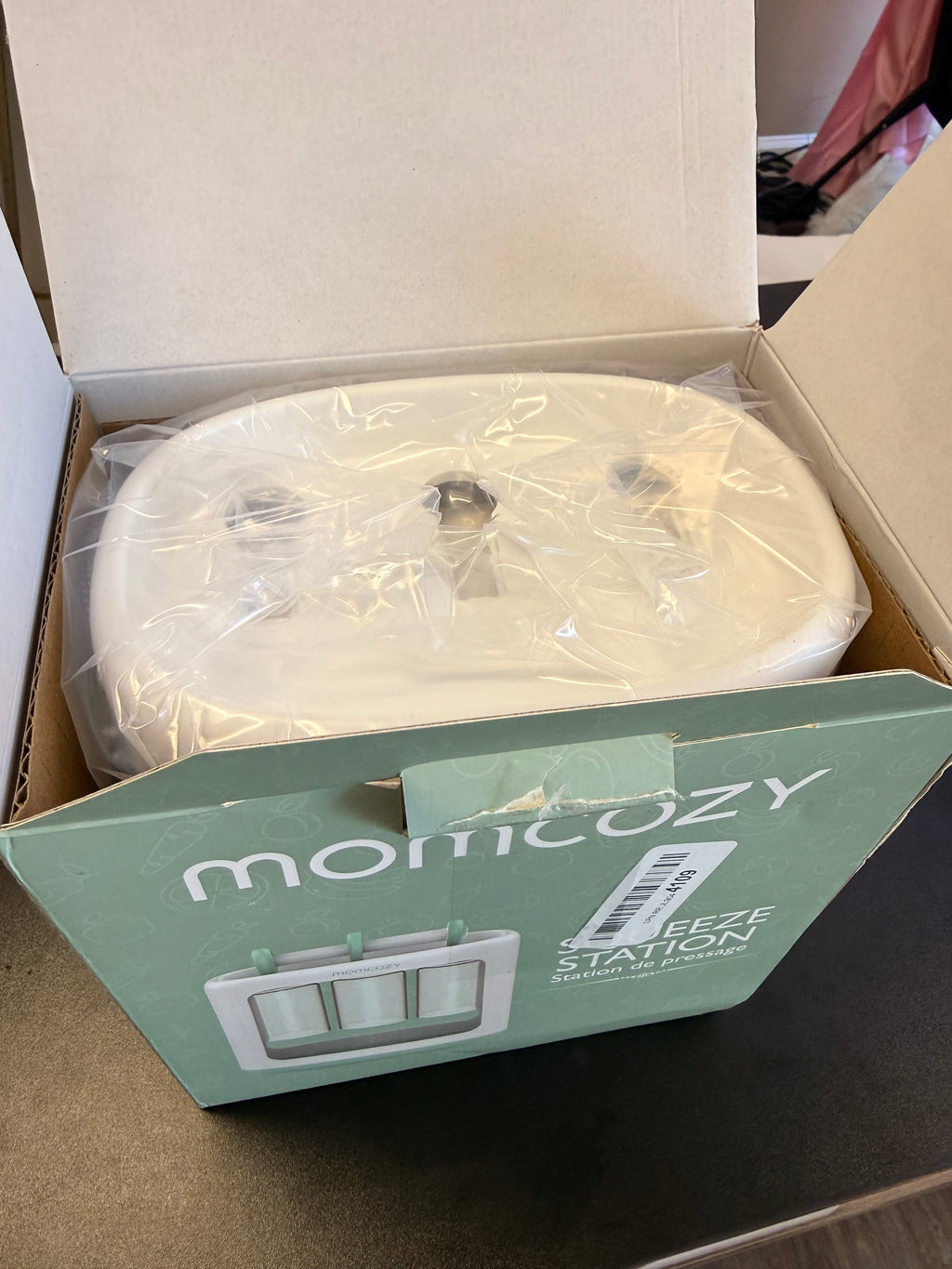 Momcozy Squeeze Station for Bany Food
