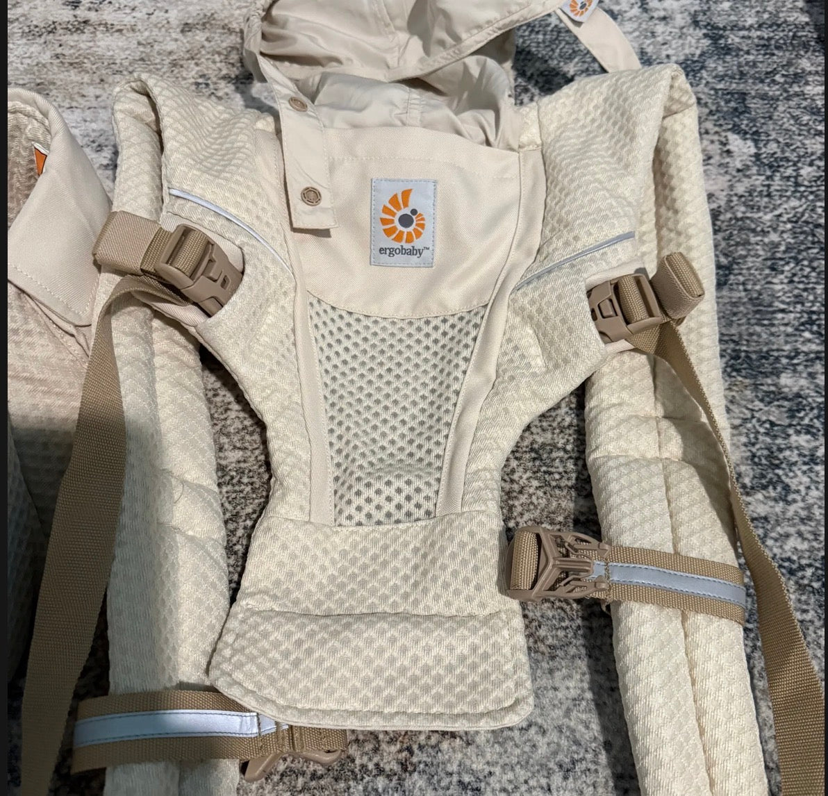 Ergobany Alta Carrier and Hip Sest