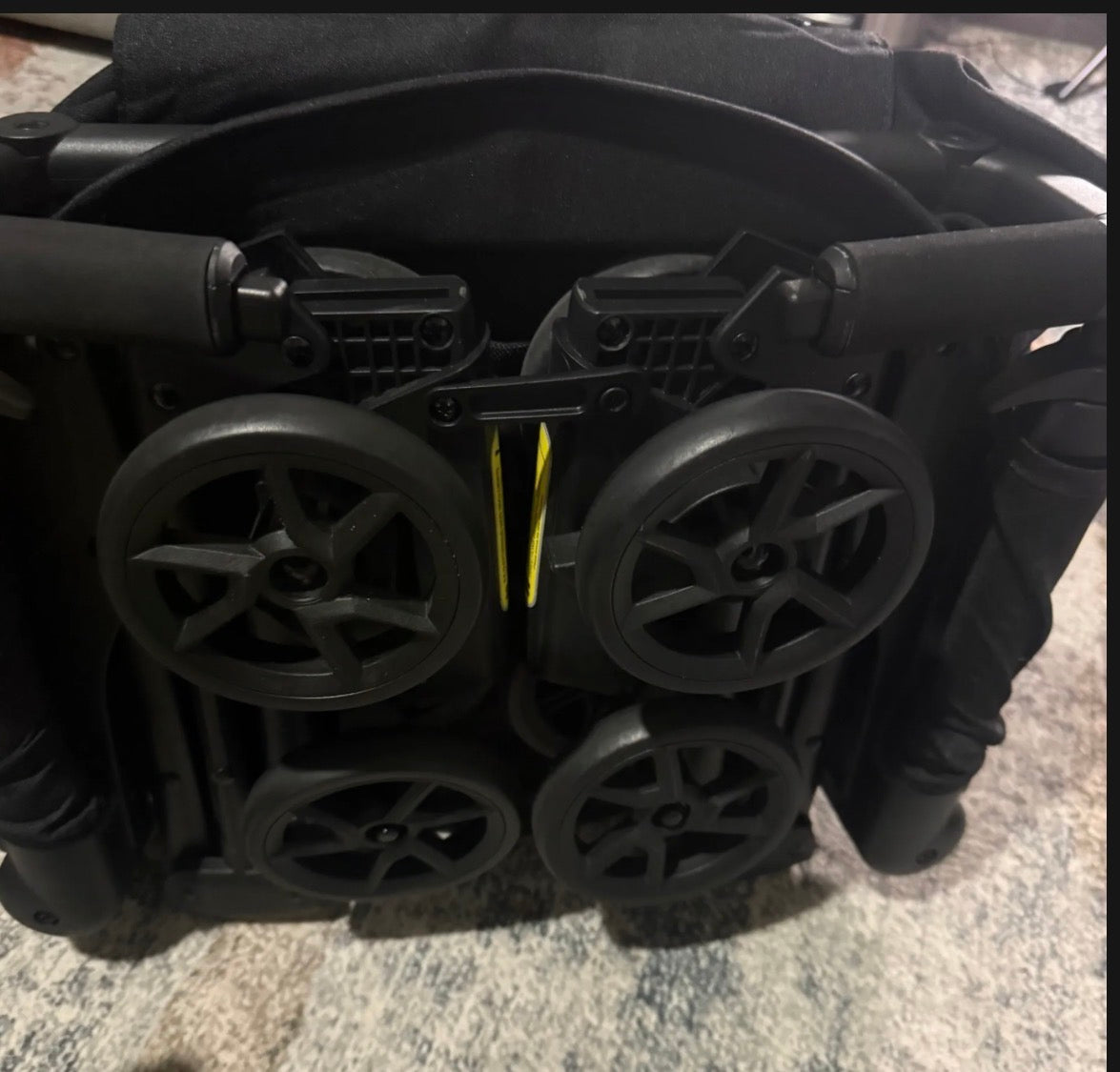 Munchkin Night Owl Travel Stroller