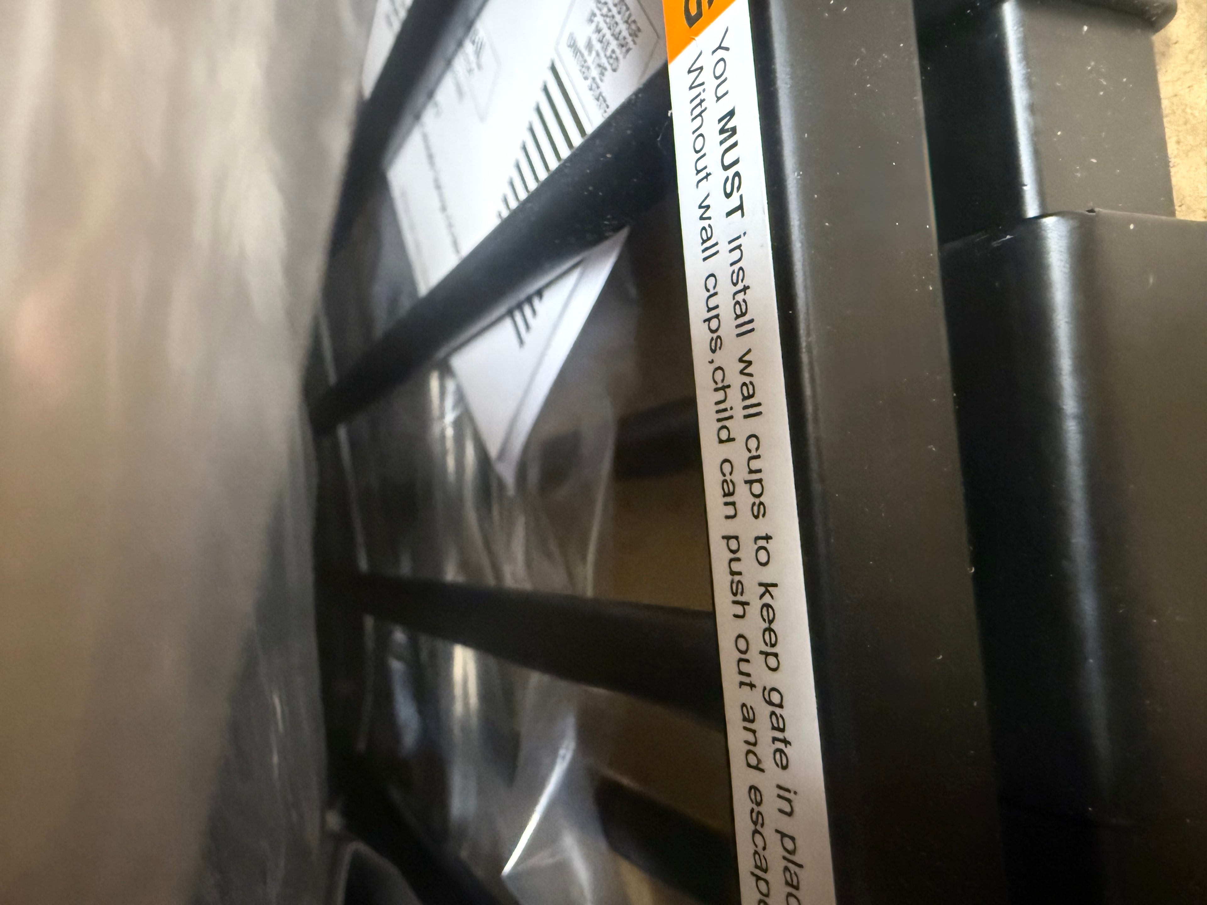 Babelio Pressure Mounted Safety Gate (26”-40”)