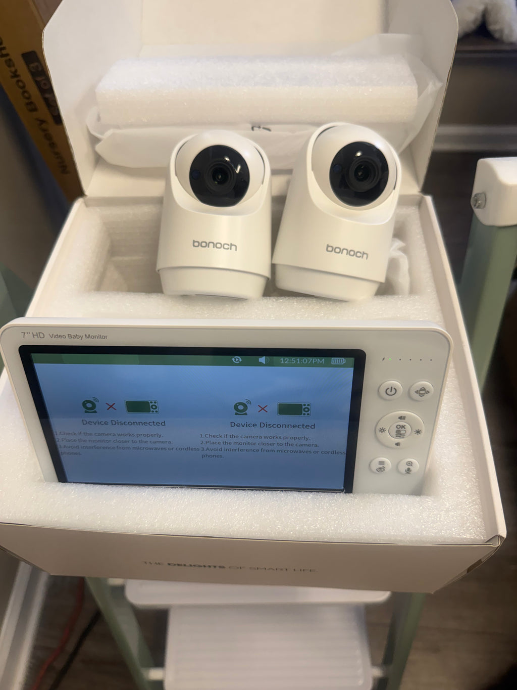Bonoch 7”Split Screen Baby Monitor with 2 cameras
