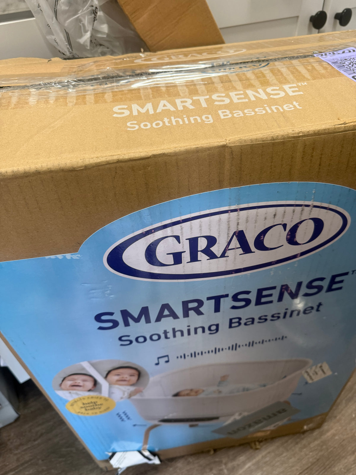 Graco SmartSense Soothing Bassinet
