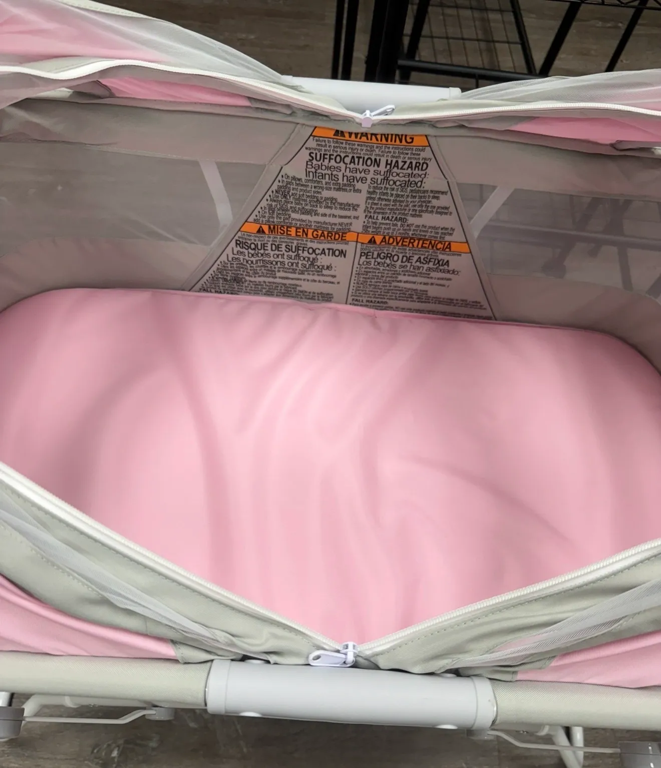 Dream On Me Karley Bassinet, Pink/Gray